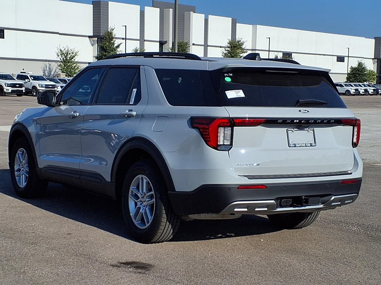 New 2027 Ford Explorer Active w/ Active Comfort Package RWD image 6