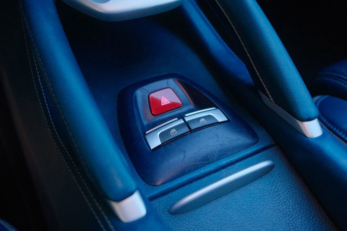 Used 2012 Ferrari FF AWD/4WD image 20