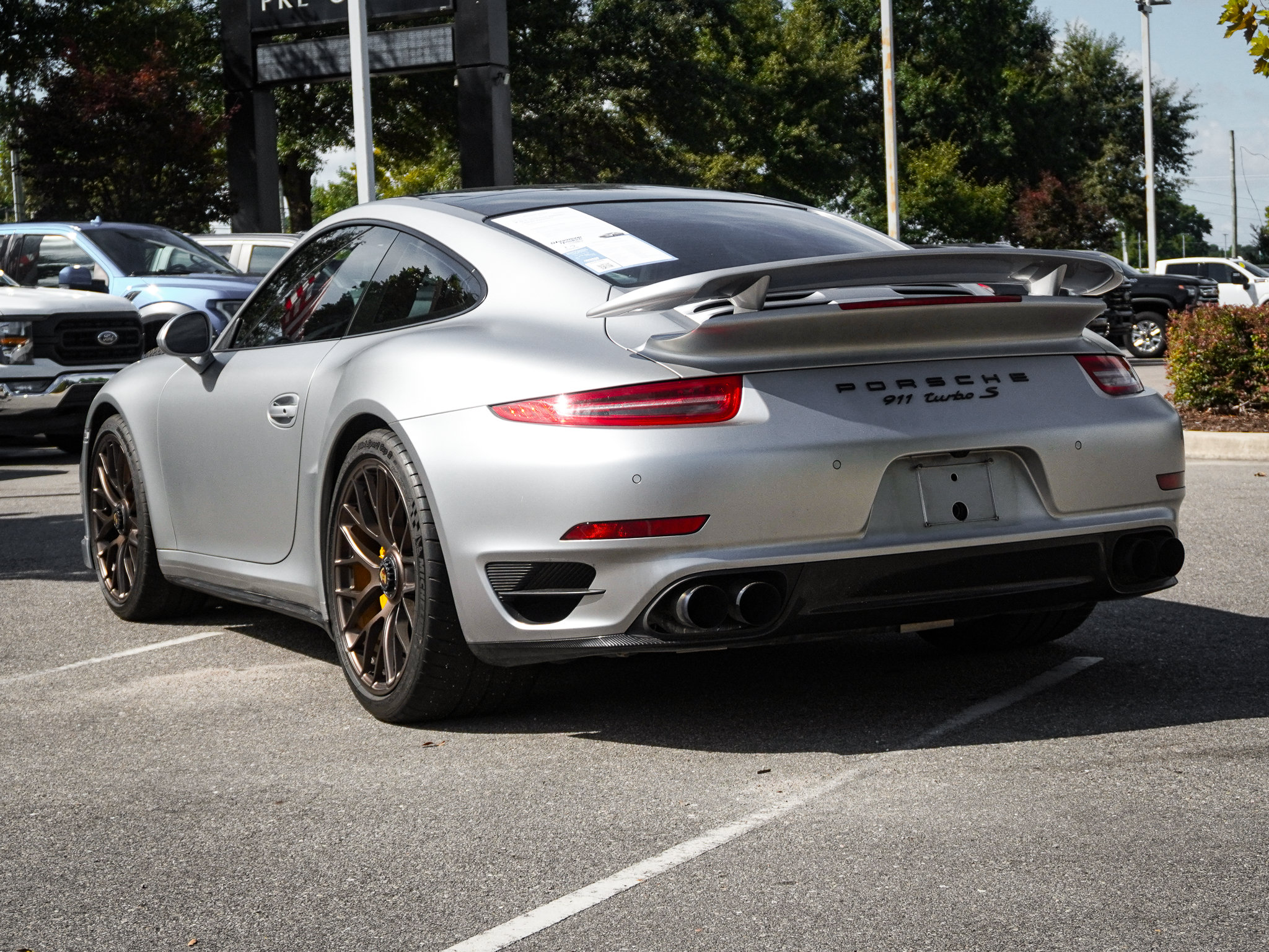 Used 2015 Porsche 911 Turbo S AWD/4WD image 8