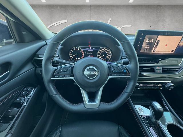 Used 2023 Nissan Altima 2.0 SR FWD image 21