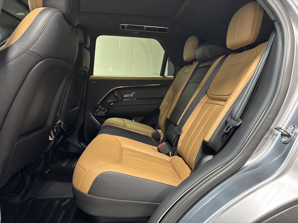 Used 2024 Land Rover Range Rover Sport Autobiography image 28