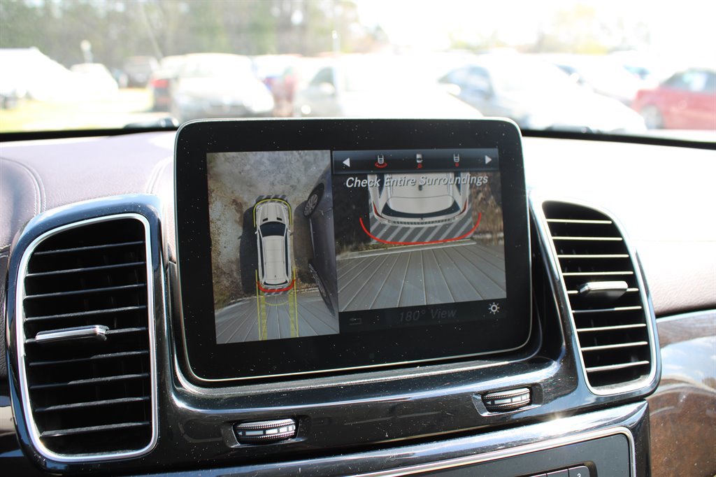 Used 2017 Mercedes-Benz GLS 450 4MATIC image 32