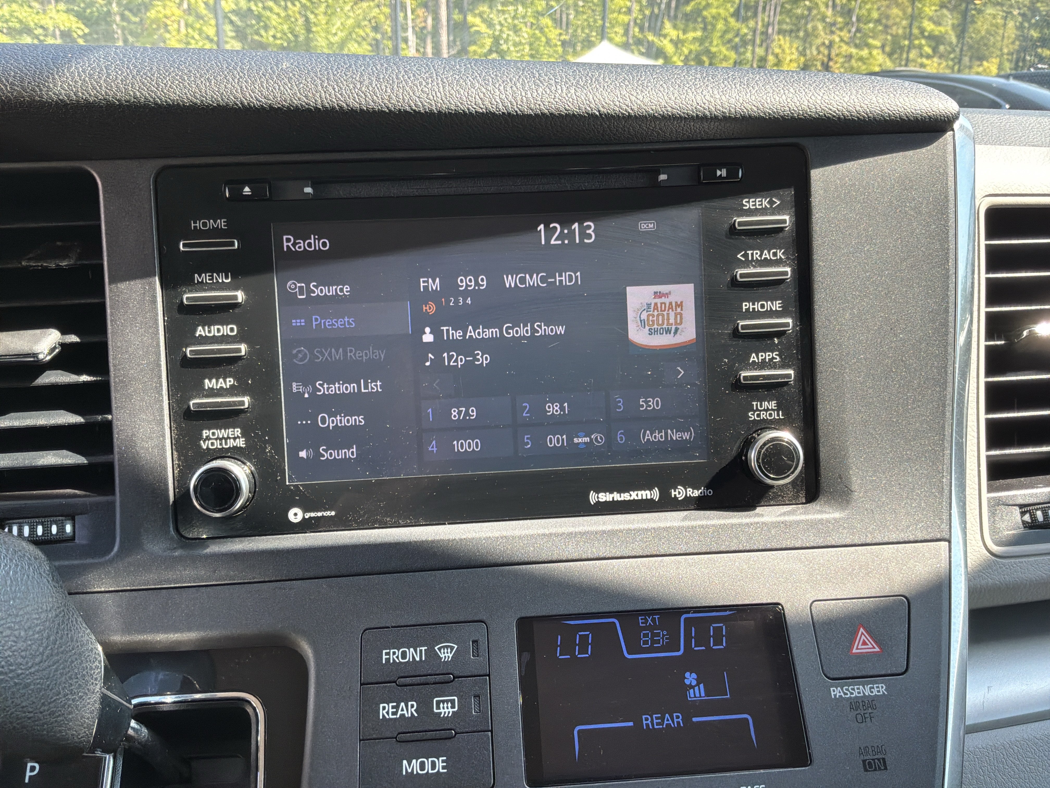 Used 2019 Toyota Sienna LE FWD image 23