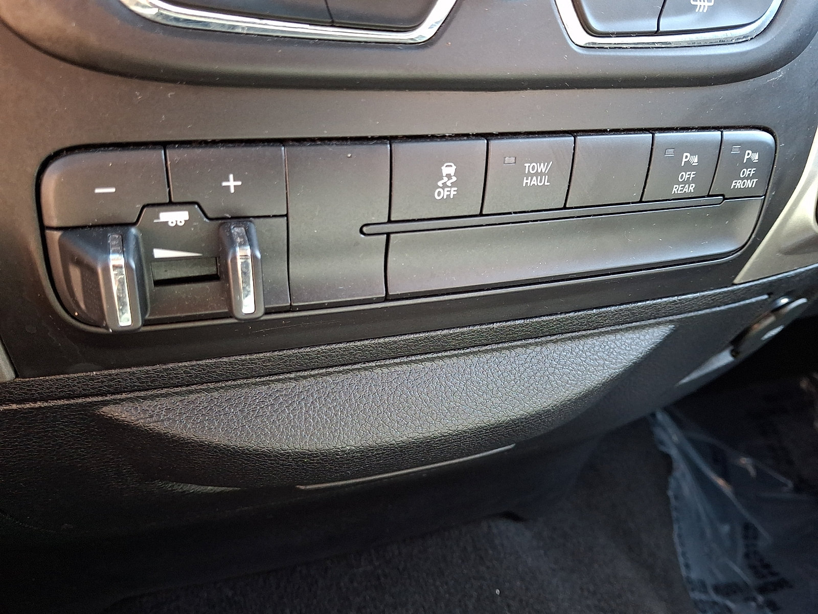 Used 2018 RAM 1500 Big Horn AWD/4WD image 23