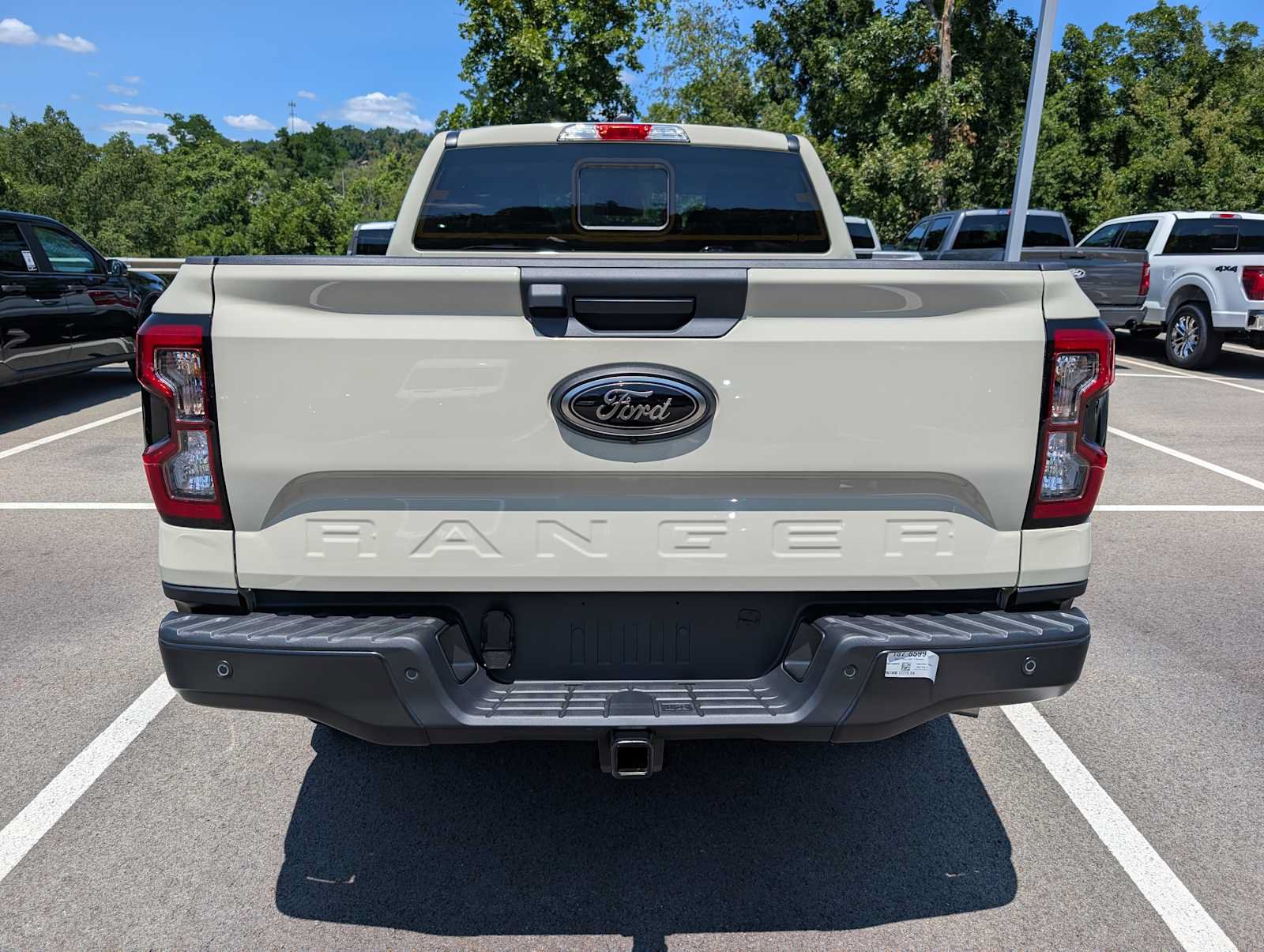 New 2026 Ford Ranger Lariat w/ Black Appearance Package AWD/4WD image 8