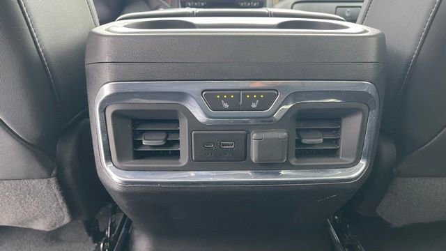 Used 2020 Chevrolet Silverado 3500 High Country image 26