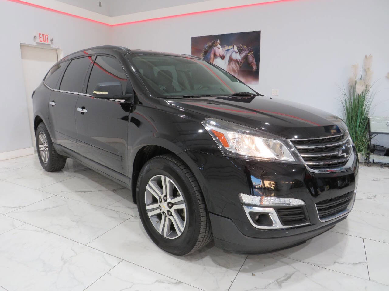 Used 2016 Chevrolet Traverse LT w/ Traveler's Package image 1