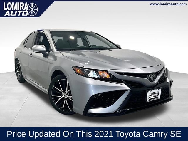 Used 2021 Toyota Camry SE AWD/4WD image 1