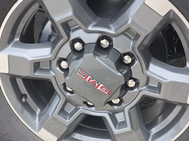 New 2026 GMC Sierra 3500 SLT w/ SLT Premium Package AWD/4WD image 10