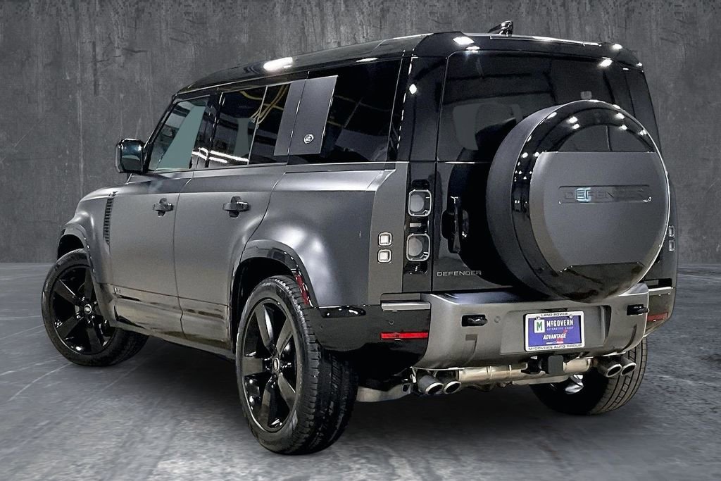 Used 2024 Land Rover Defender 110 Carpathian Edition AWD/4WD image 4