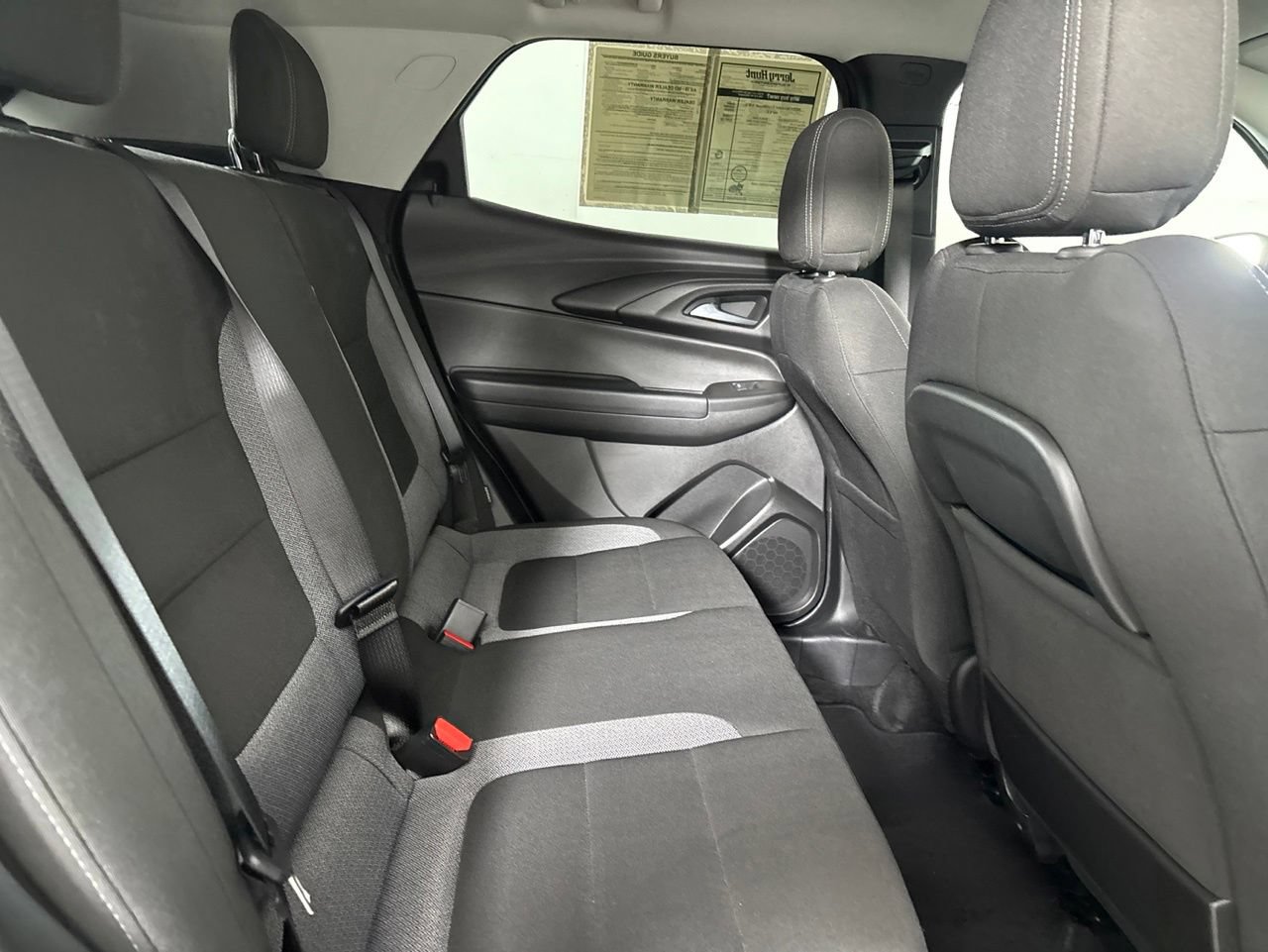 Used 2025 Chevrolet TrailBlazer LT AWD/4WD image 22