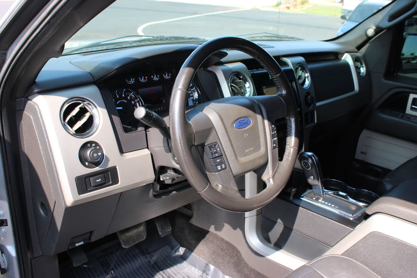 Used 2011 Ford F150 FX4 w/ FX Luxury Pkg AWD/4WD image 10