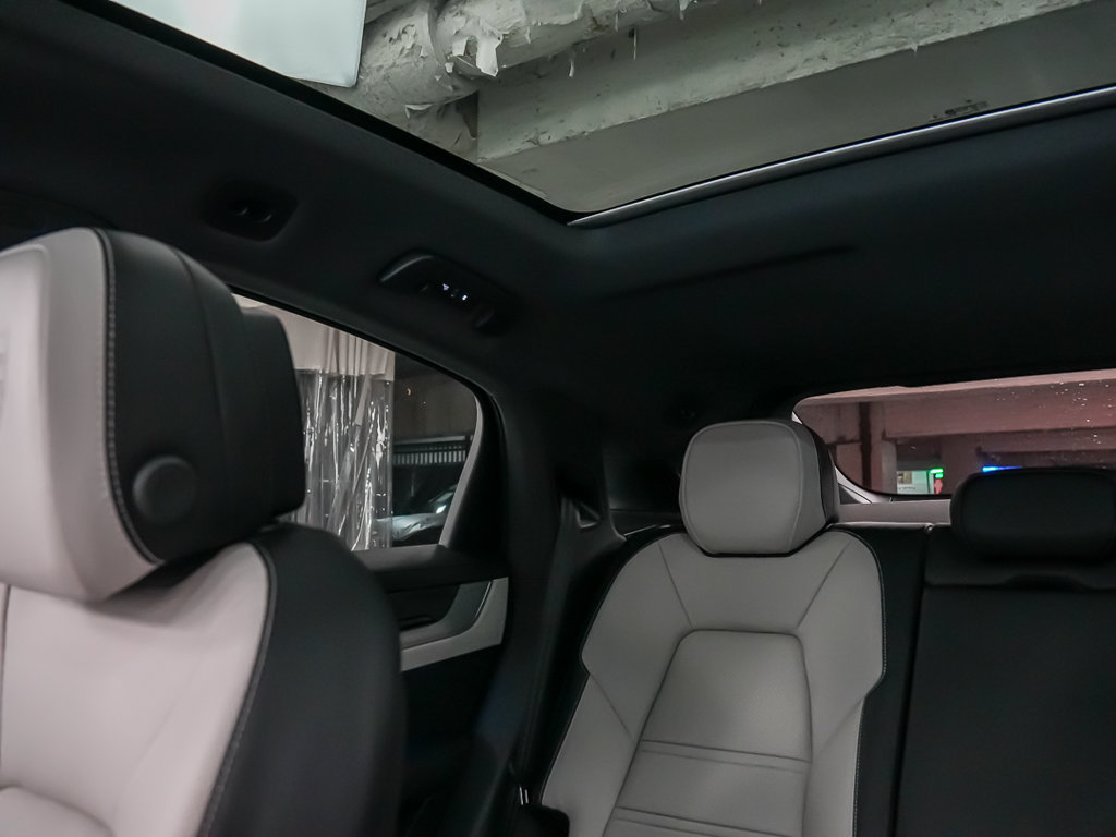 New 2026 Porsche Cayenne S AWD/4WD image 34