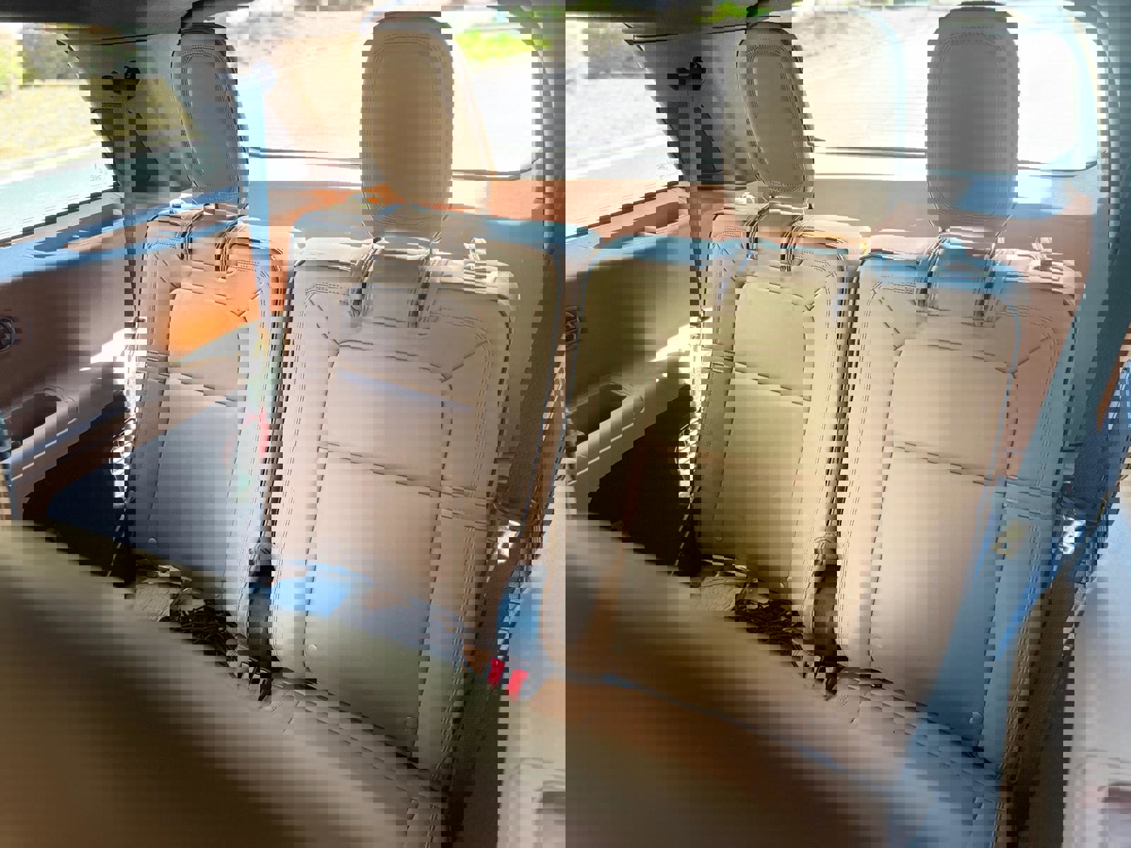 Used 2022 Lincoln Aviator Black Label w/ Dynamic Handling Package AWD/4WD image 33