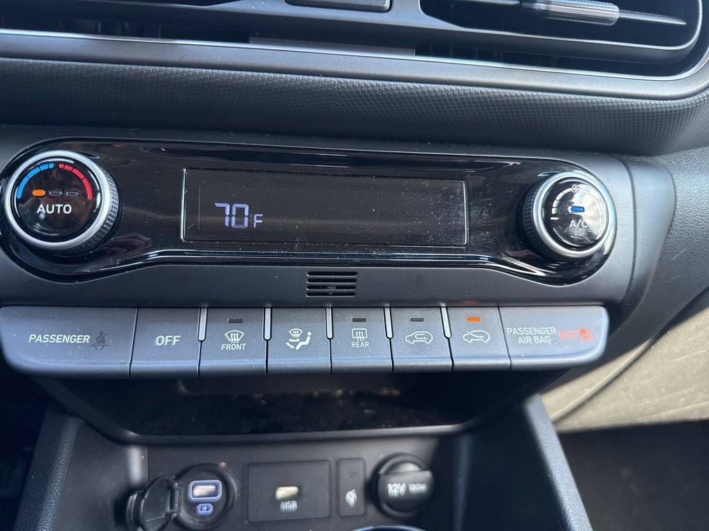 Used 2023 Hyundai Kona SEL w/ Convenience Package AWD/4WD image 11
