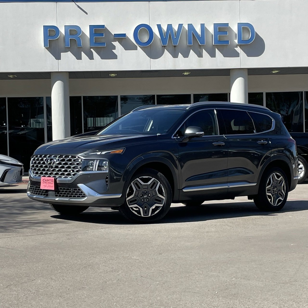 Used 2022 Hyundai Santa Fe Limited image 1