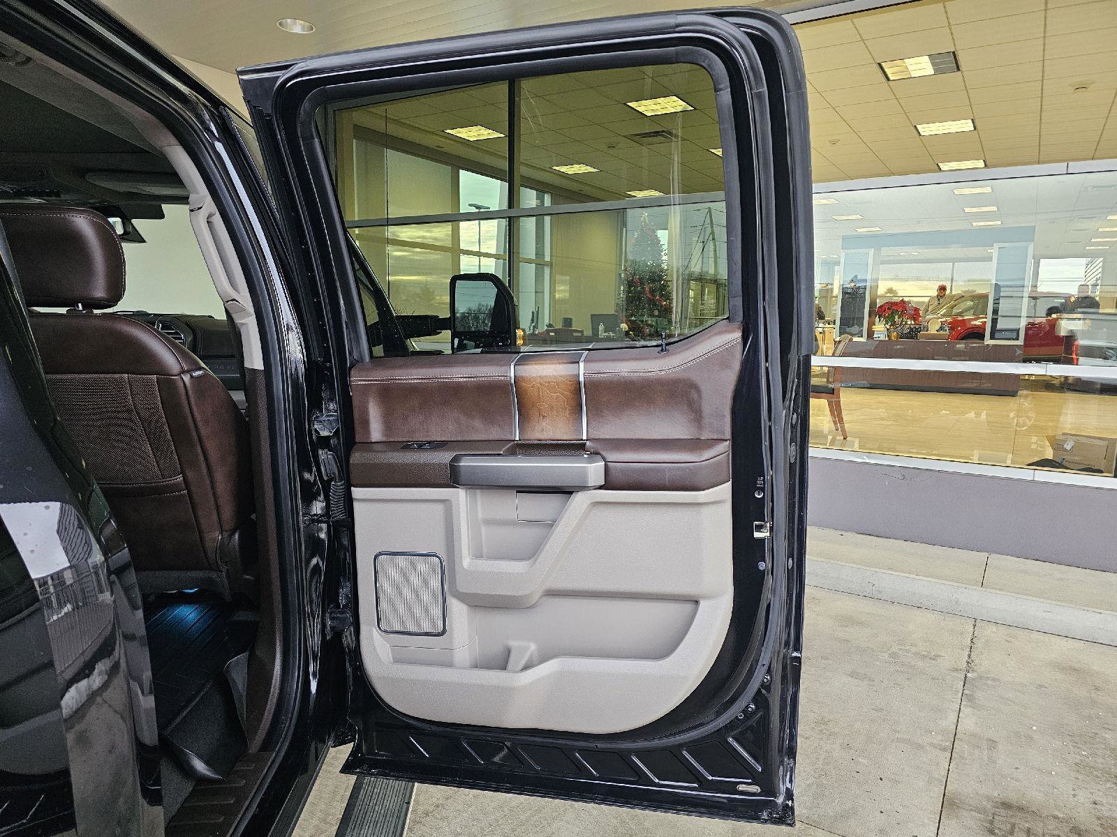 Used 2019 Ford F250 Limited image 13