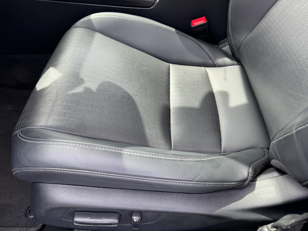 Used 2023 Honda Civic Touring image 19