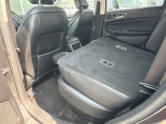 Used 2016 Ford Edge SEL w/ Equipment Group 201A AWD/4WD image 14