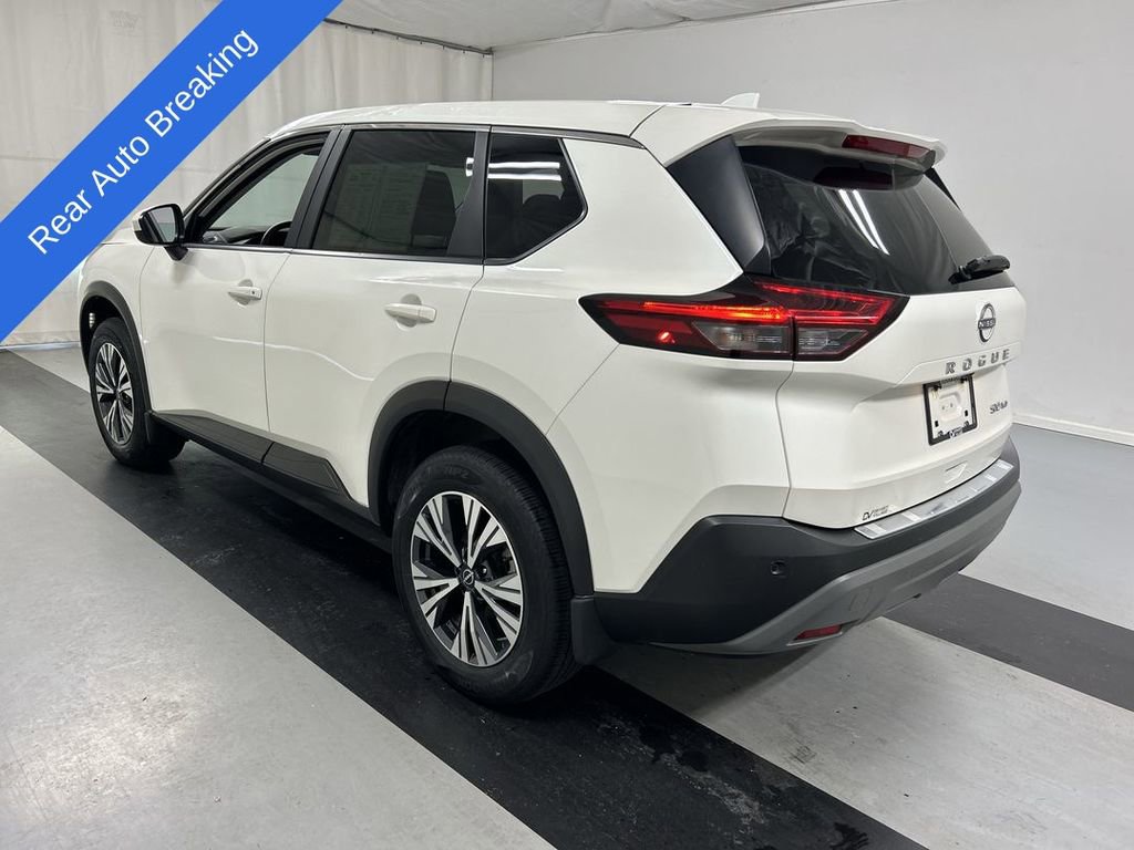 Used 2023 Nissan Rogue SV image 7