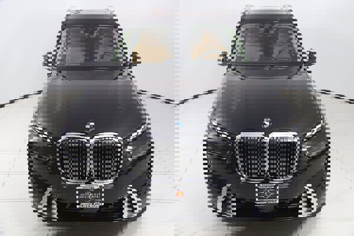 Used 2023 BMW X7 xDrive40i w/ Premium Package image 58