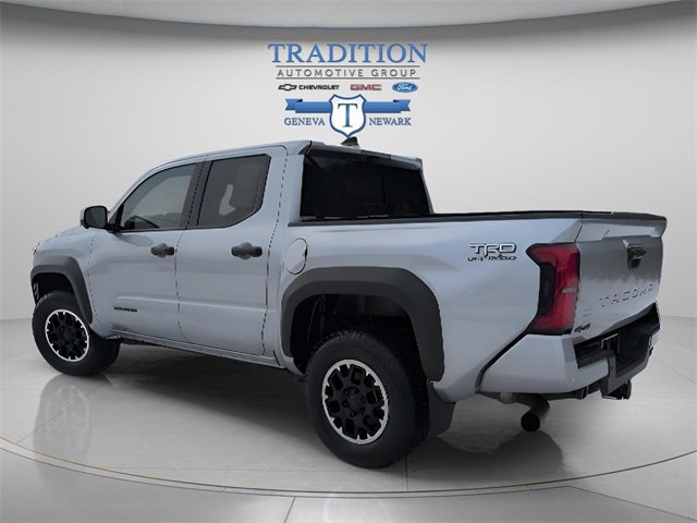 Used 2024 Toyota Tacoma TRD Off-Road w/ TRD Off Road Premium Package image 3