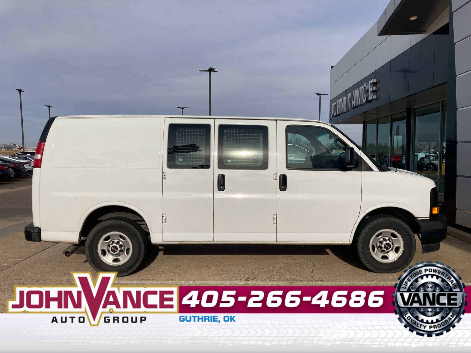 Used 2017 GMC Savana 2500 image 8