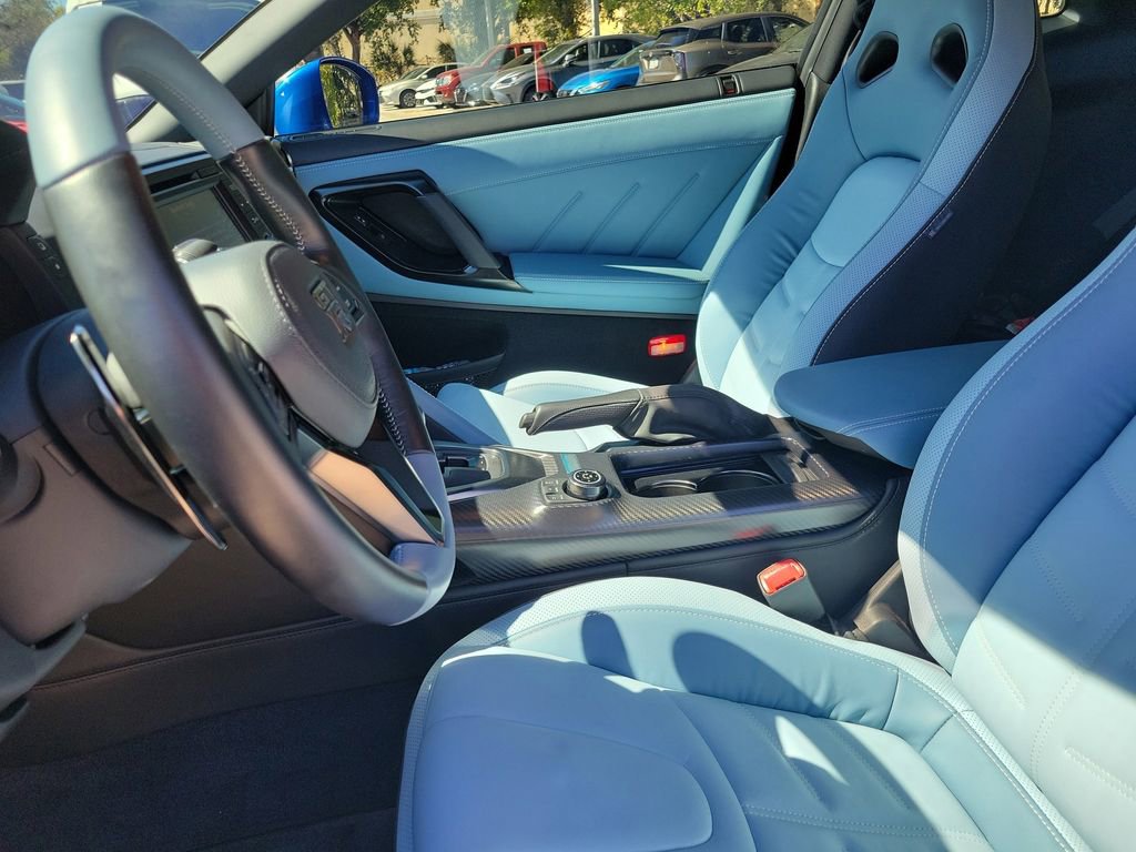 Used 2024 Nissan GT-R Premium w/ Floor Mat Package image 20