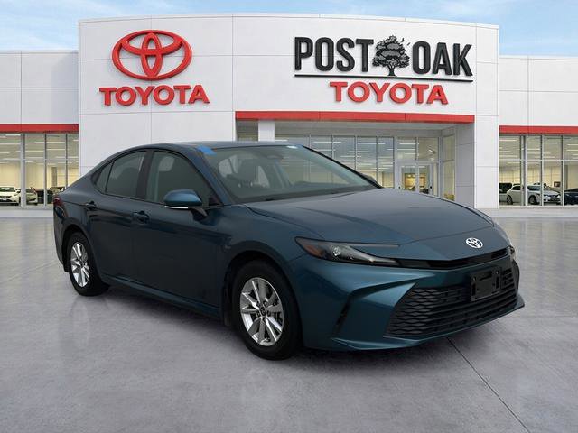 Used 2025 Toyota Camry LE w/ Convenience Package AWD/4WD image 1