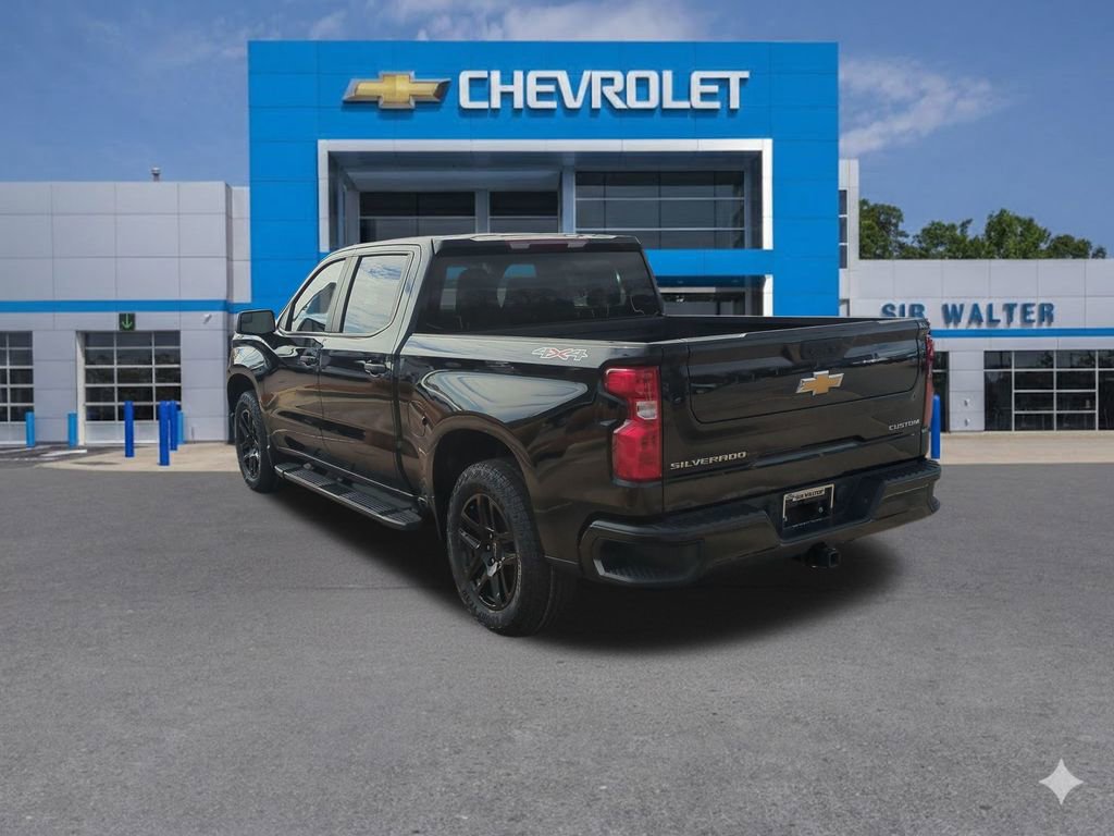 Used 2022 Chevrolet Silverado 1500 Custom image 4