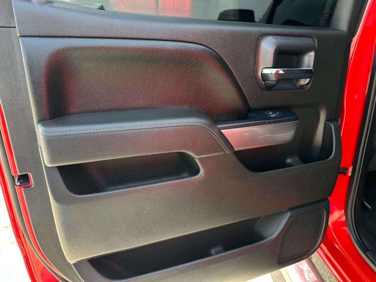 Used 2017 Chevrolet Silverado 1500 LT w/ Texas Edition image 16