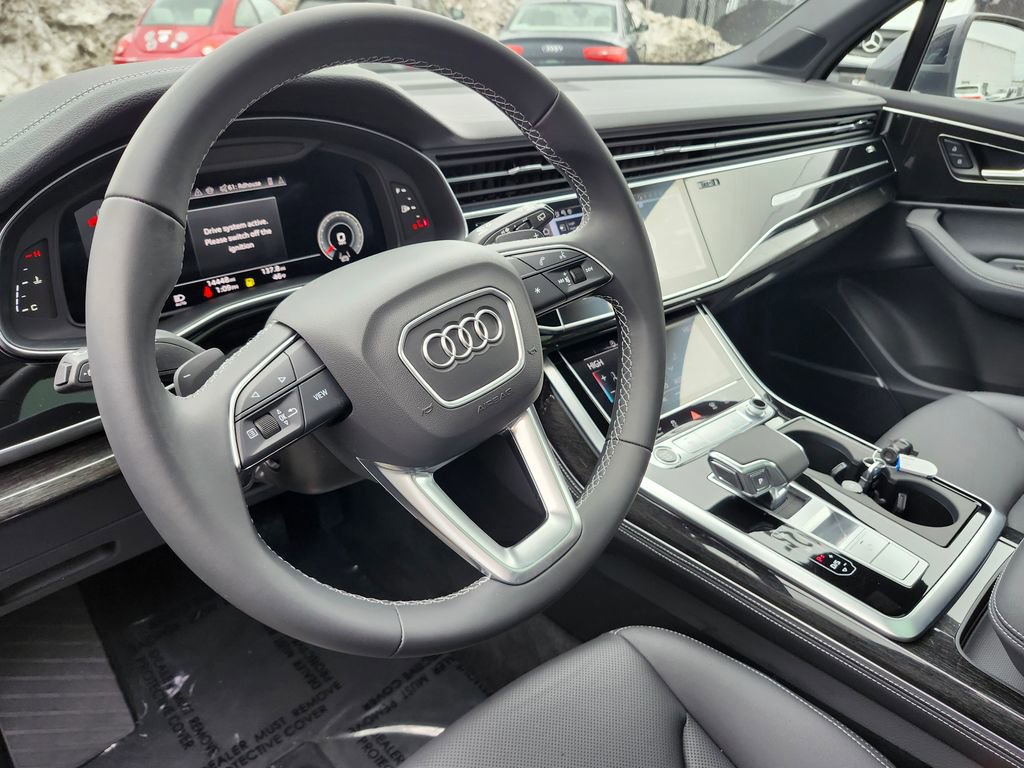 Certified 2025 Audi Q7 3.0T Premium Plus w/ Premium Plus Package image 8