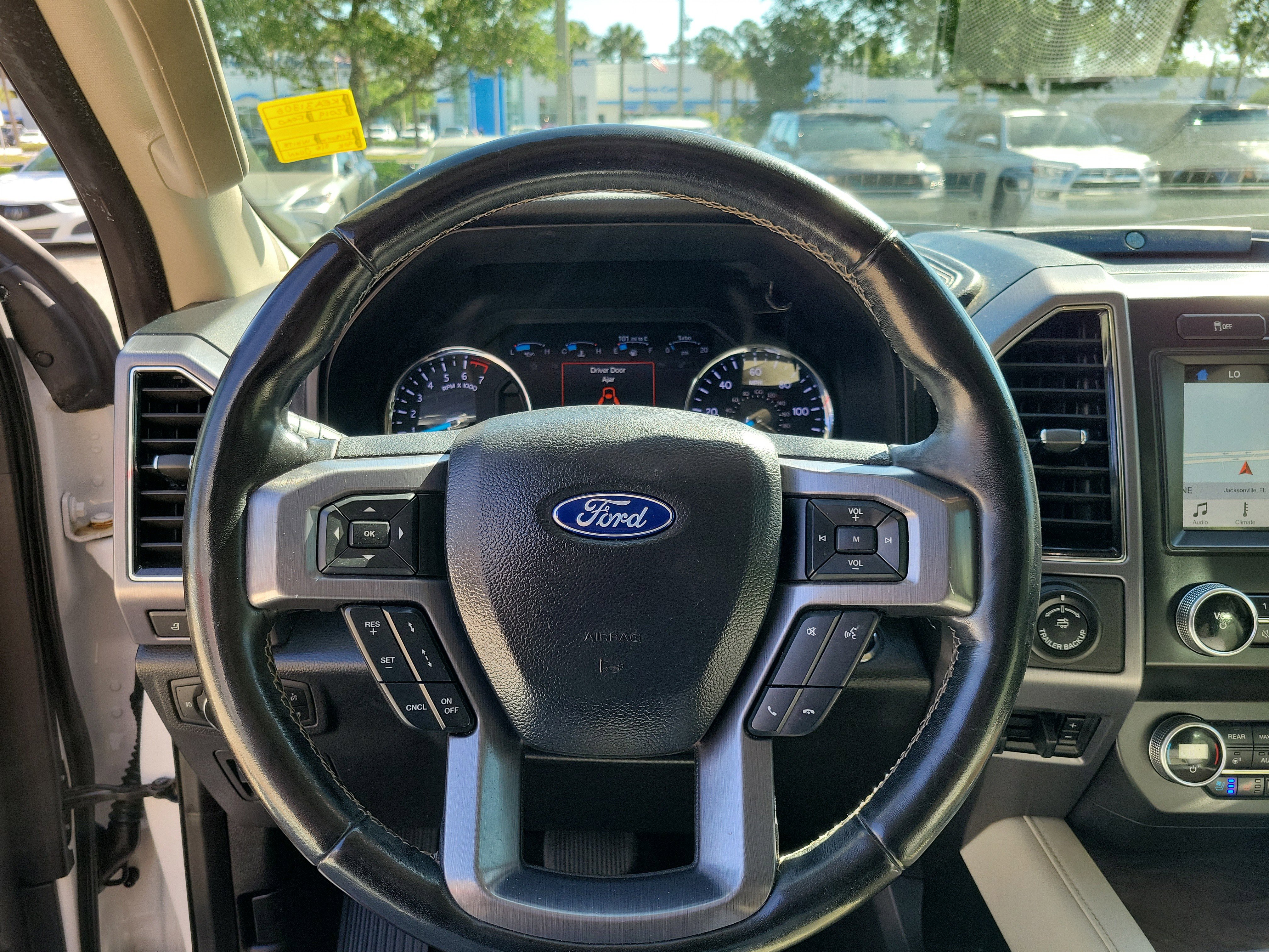Used 2019 Ford Expedition Platinum RWD image 16
