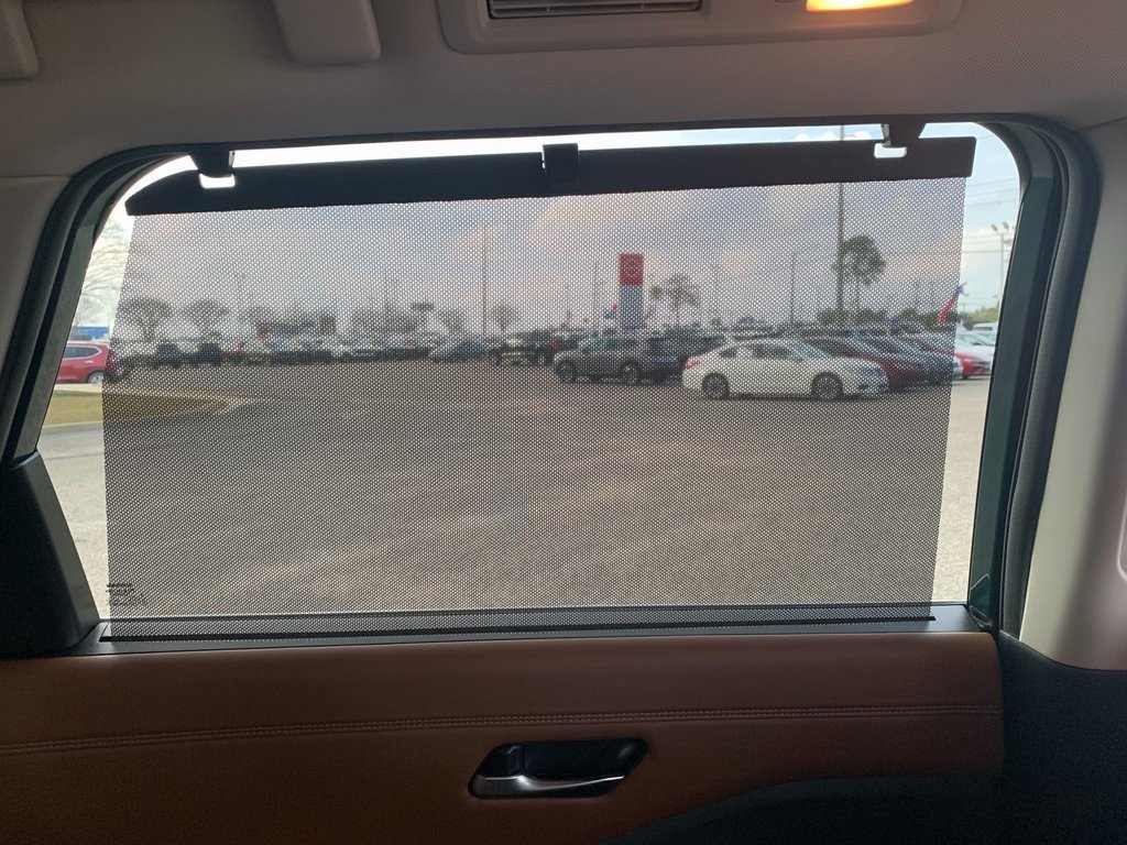 Used 2024 Nissan Pathfinder Platinum w/ Cargo Package image 24