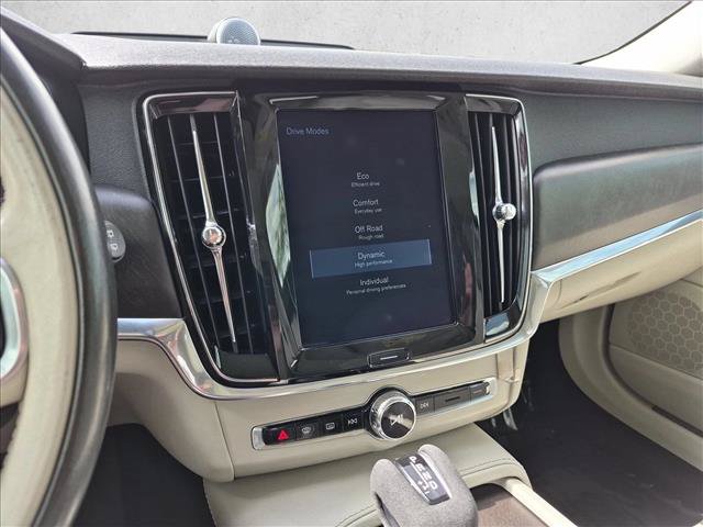Used 2017 Volvo V90 T6 Cross Country AWD/4WD image 15