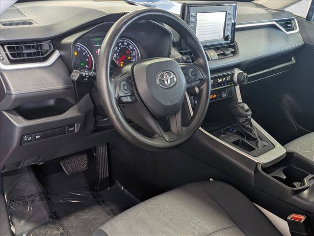 Used 2019 Toyota RAV4 XLE w/ Convenience Package FWD image 10