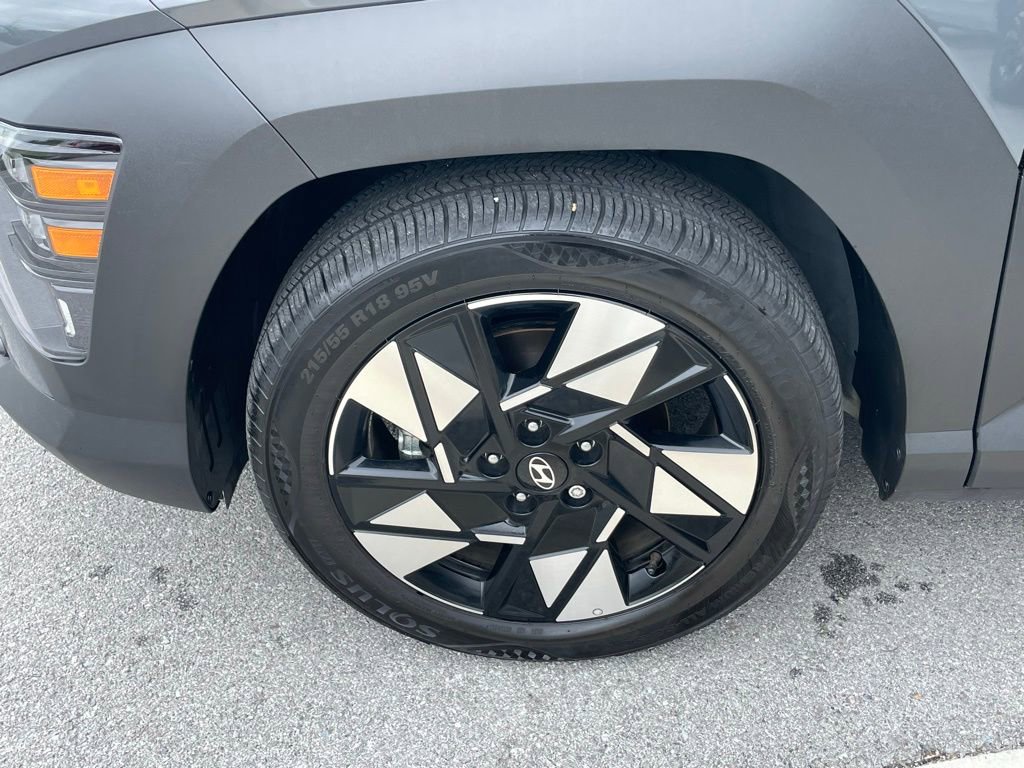 Used 2025 Hyundai Kona SEL FWD image 33