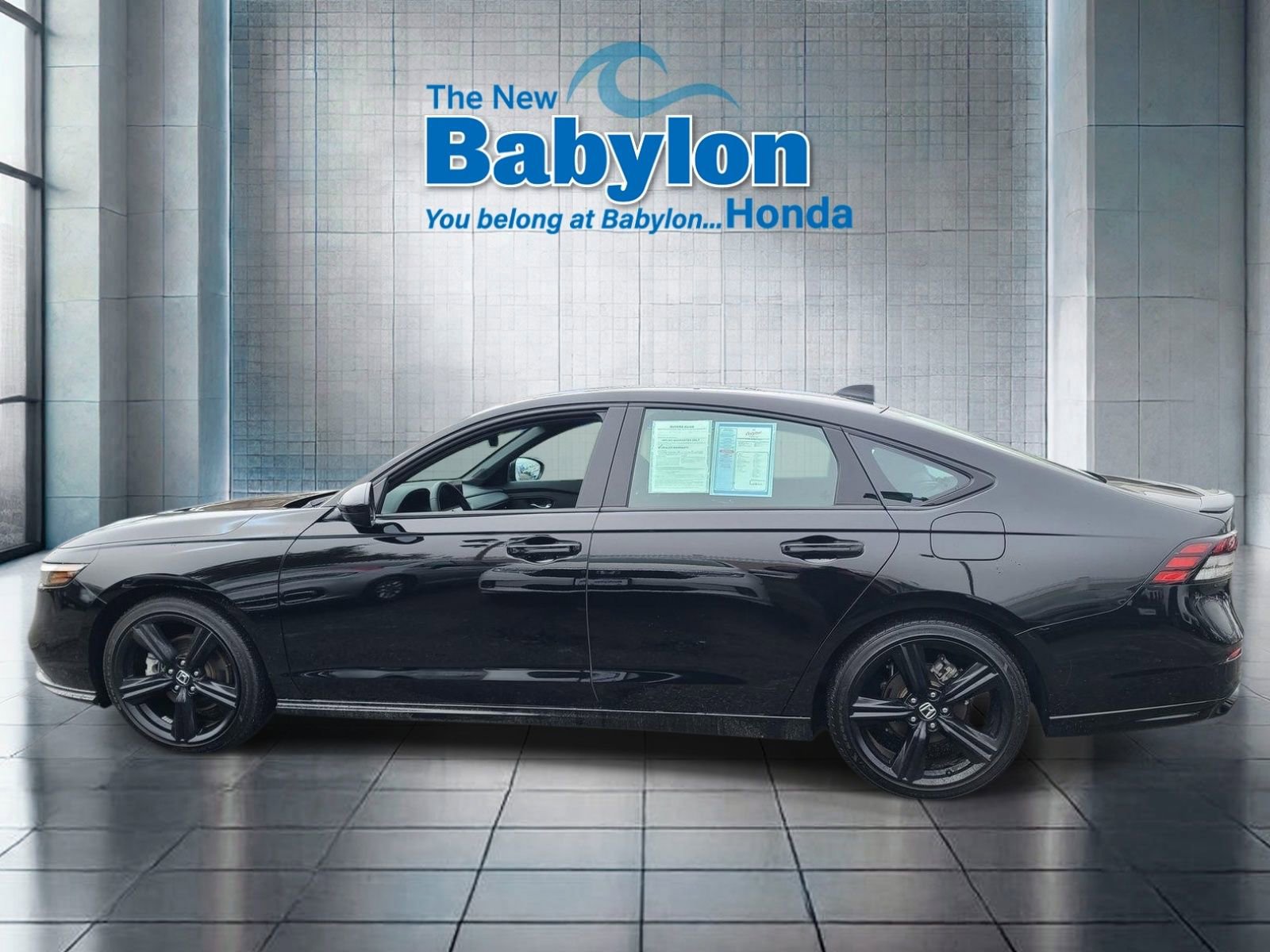 Used 2025 Honda Accord Sport image 4