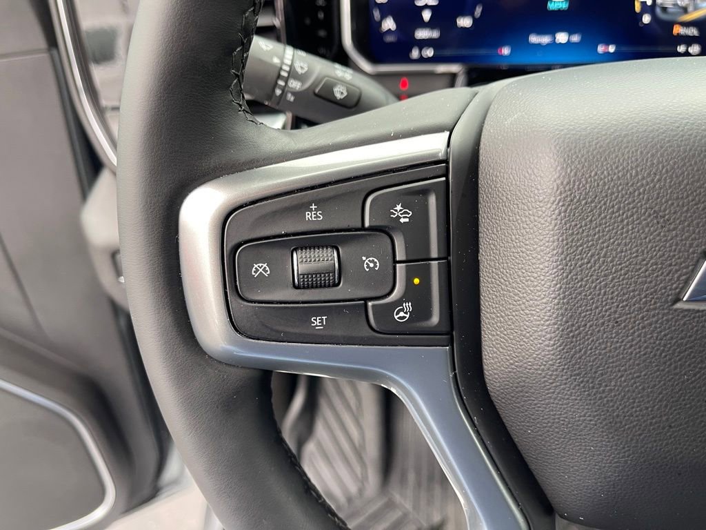 Used 2026 Chevrolet Silverado 2500 LTZ w/ LTZ Premium Package image 15