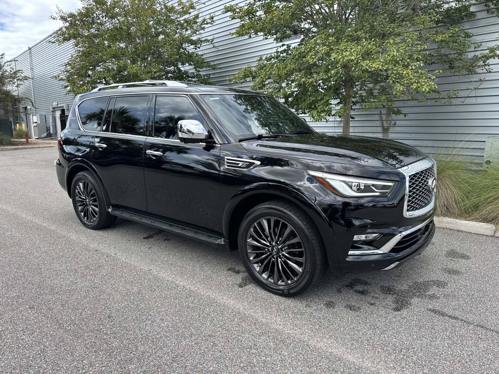 Used 2022 INFINITI QX80 Sensory w/ Cargo Package RWD image 4