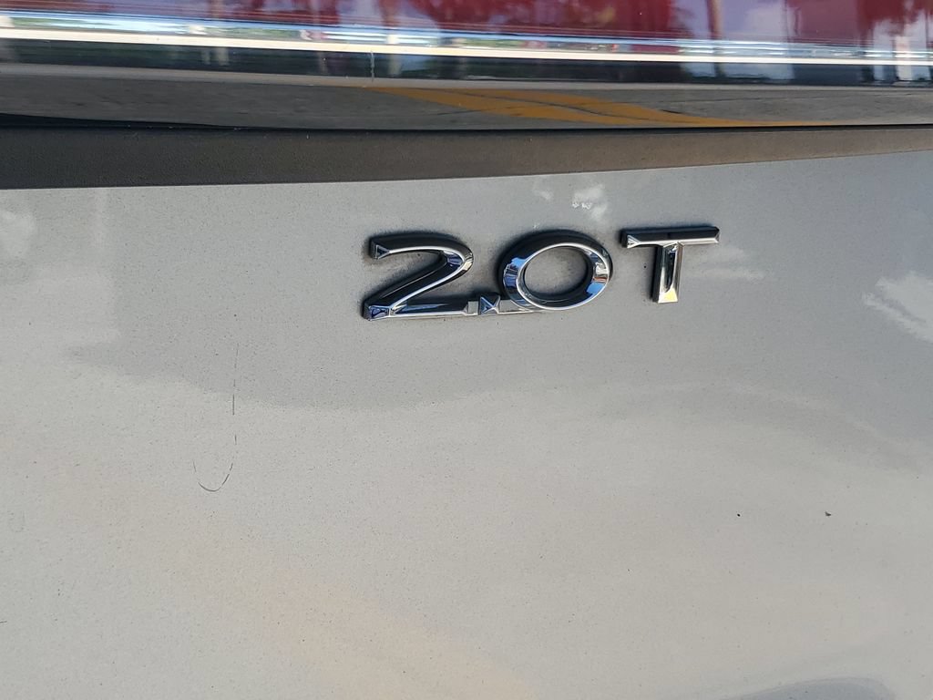 Used 2020 Lincoln Nautilus Reserve w/ Equipment Group 201A FWD image 9