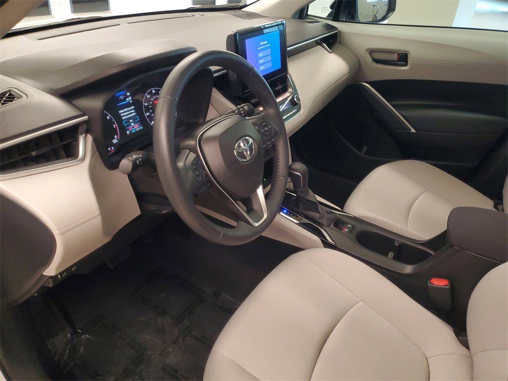 Used 2024 Toyota Corolla Cross LE w/ Moonroof Package image 15