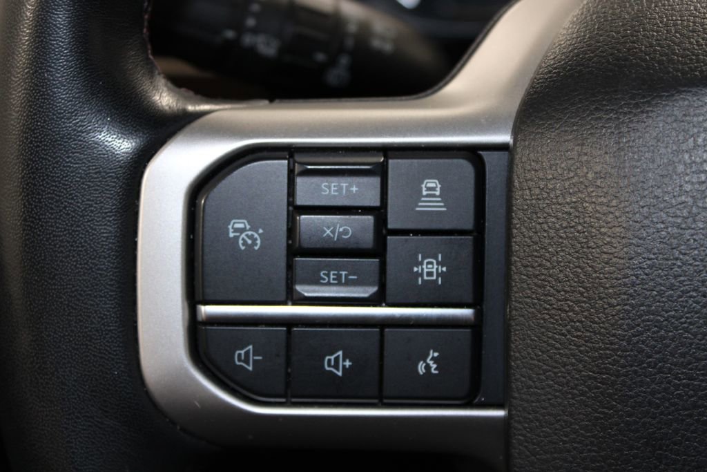 Used 2024 Ford Expedition Limited image 41