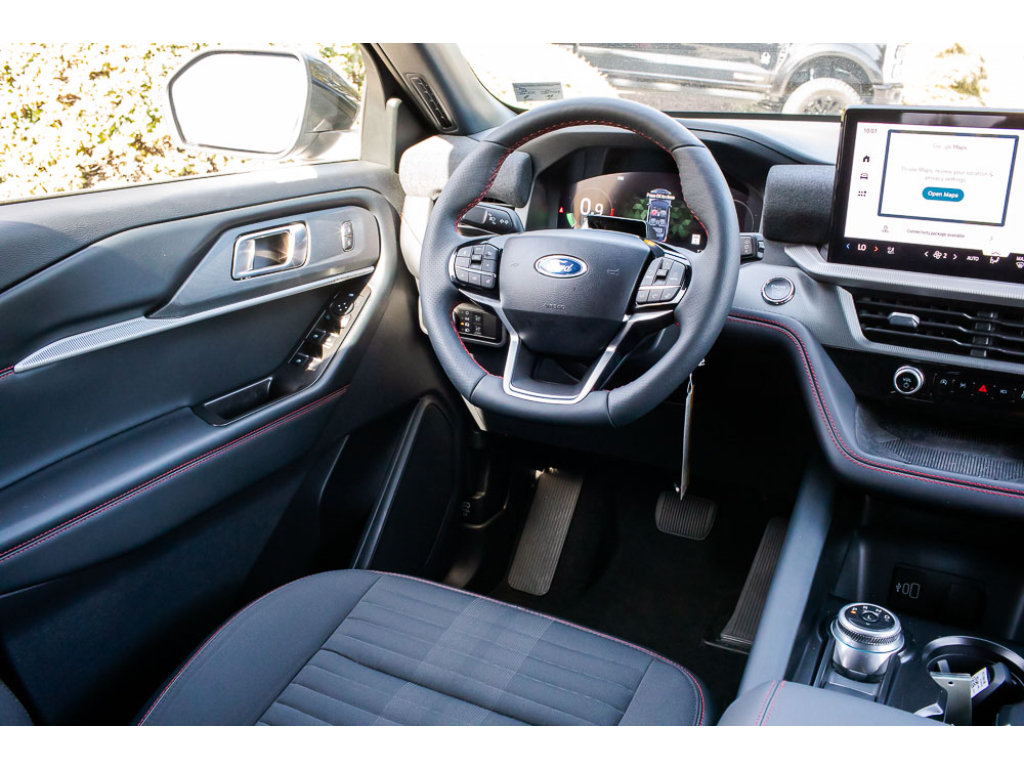 Used 2026 Ford Explorer ST-Line AWD/4WD image 14