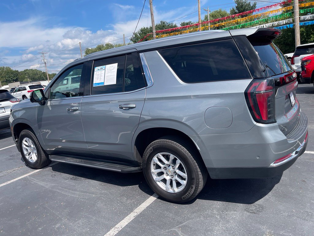 Used 2025 Chevrolet Tahoe LT AWD/4WD image 4
