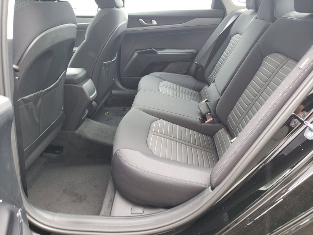 New 2026 Kia K5 LXS image 22