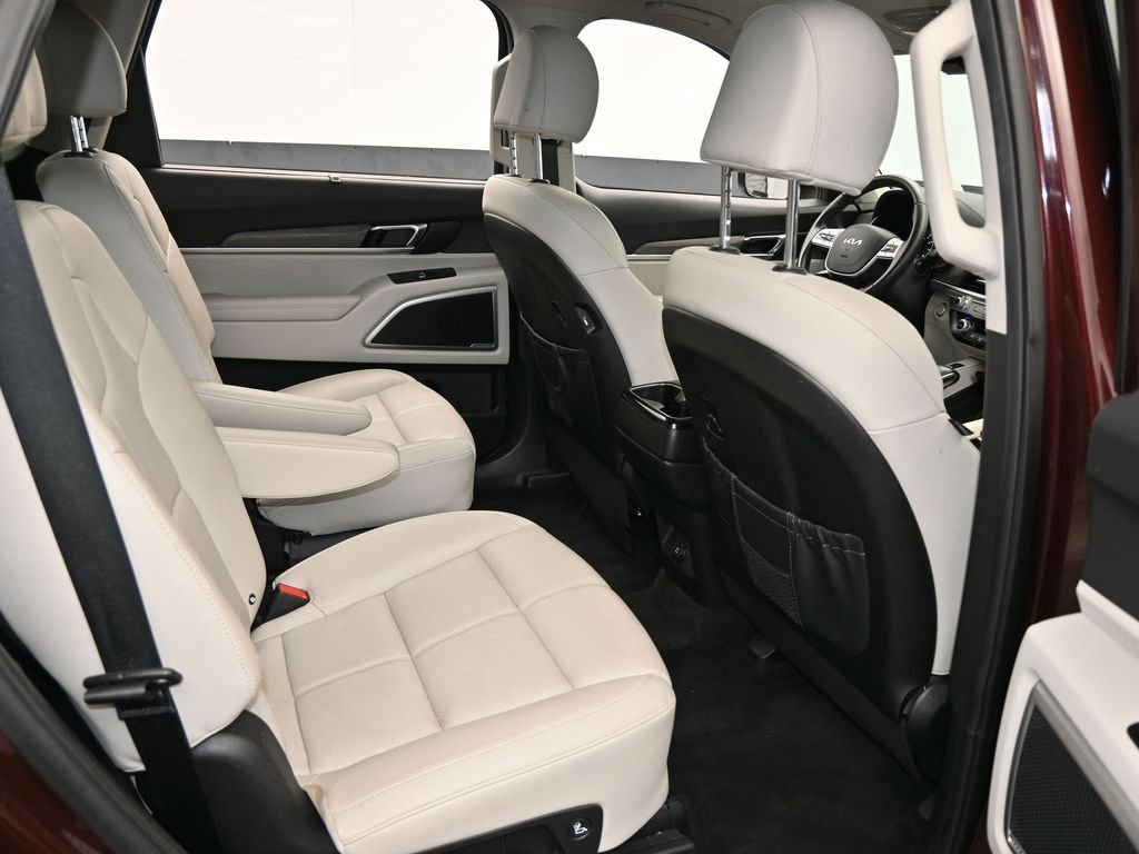 Used 2022 Kia Telluride EX w/ EX Premium Package image 47