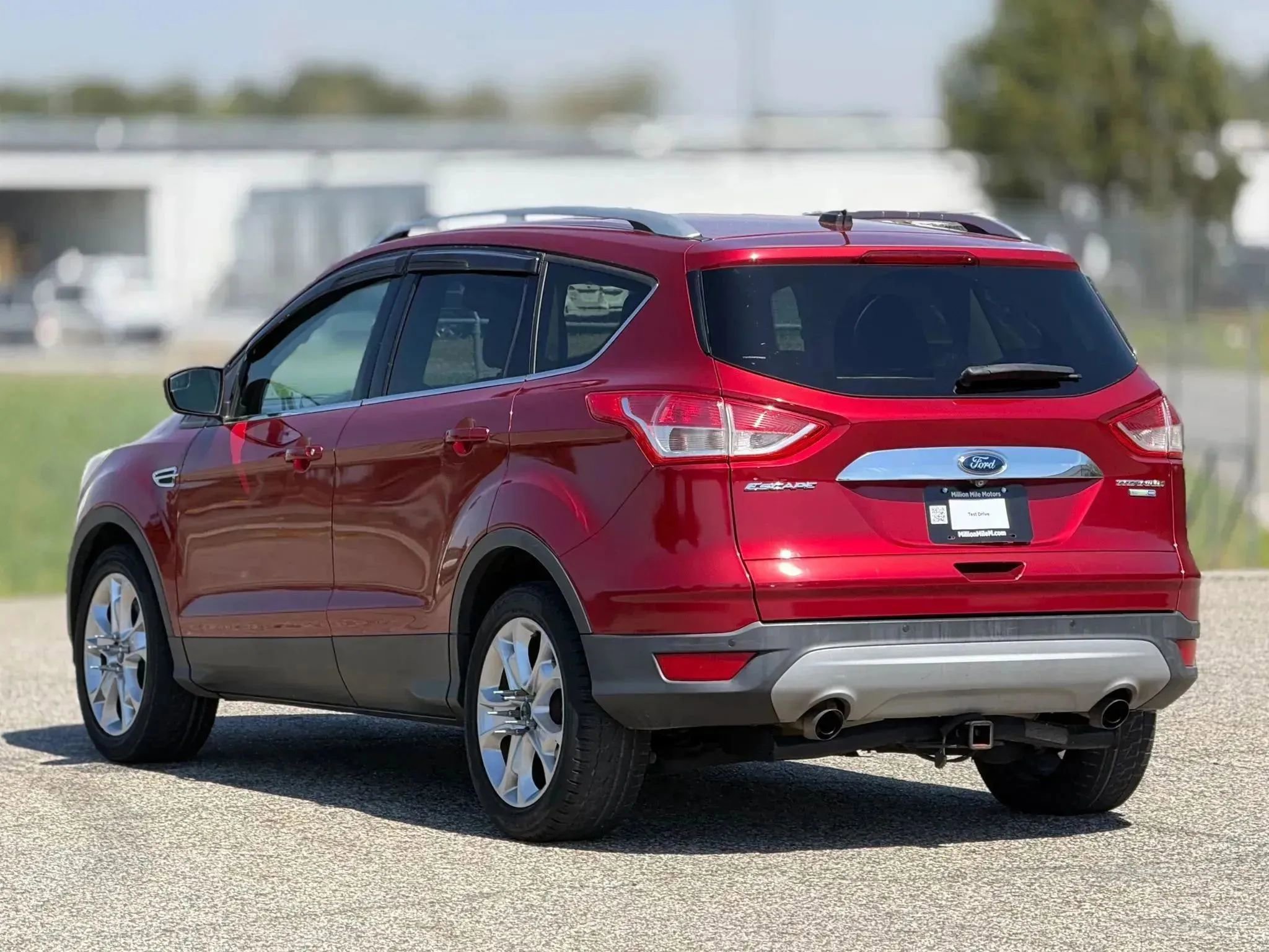 Used 2015 Ford Escape Titanium image 10