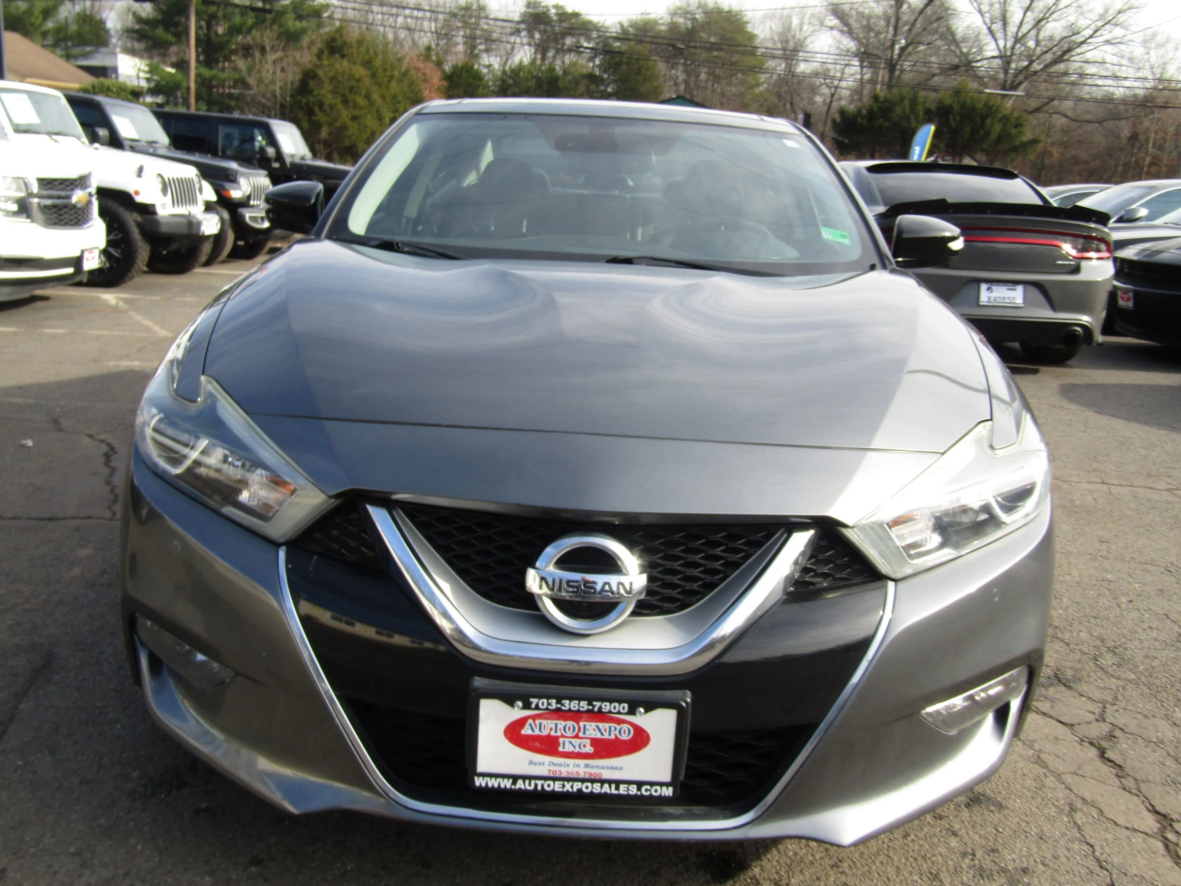 Used 2017 Nissan Maxima Platinum image 2