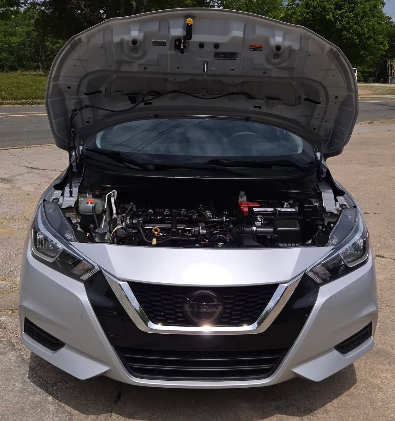 Used 2020 Nissan Versa S FWD image 7
